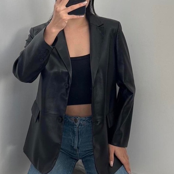 Aritzia Jackets & Blazers - Aritzia Wilfred Black Leather Blazer